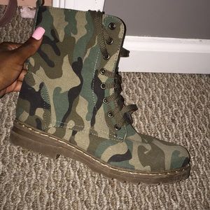 Camo Boots
